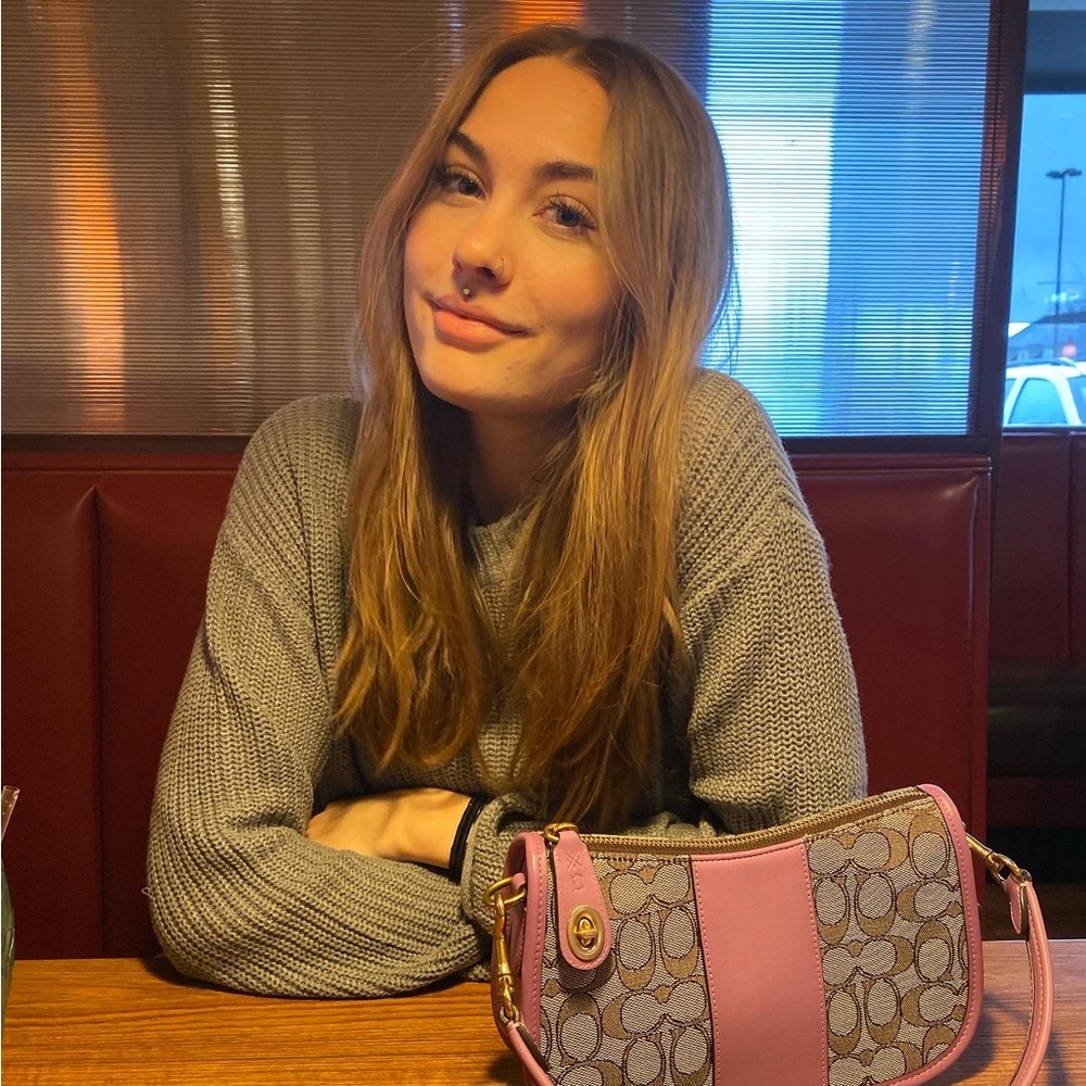 Meet your Posher, Taylor